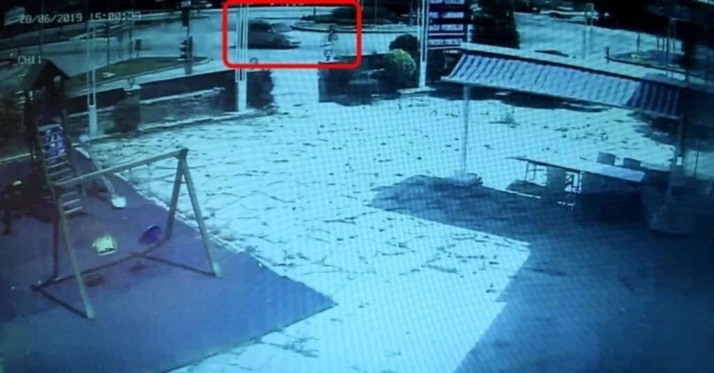 Küçük Nejdetin Bisikleti İle Ölüme Gittiği An Güvenlik Kamerasında