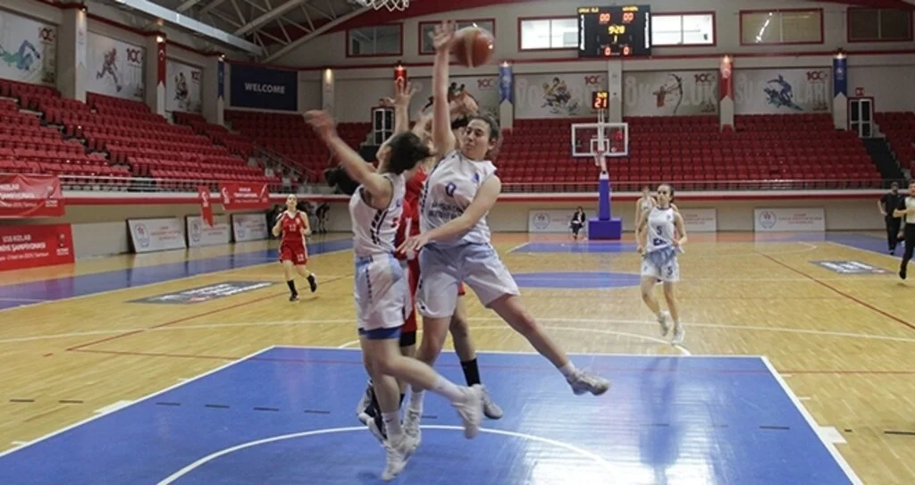 Mücadele Basketbol Ruhuna Yakıştı