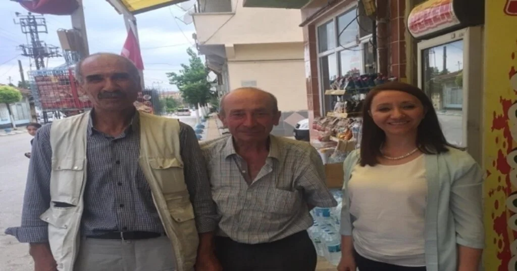Pazaryeri Esnafından Başkan Tekine Sevgi Seli