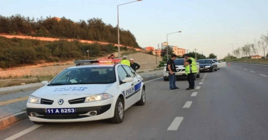 Polisten Bayram Öncesi Güven Ve Huzur Uygulaması