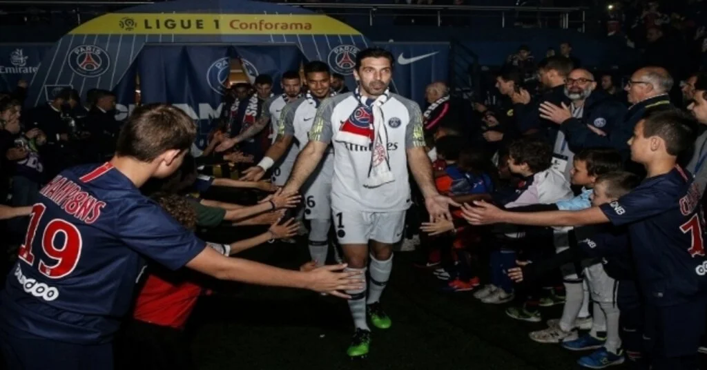 Psgde Buffon Dönemi Sona Erdi