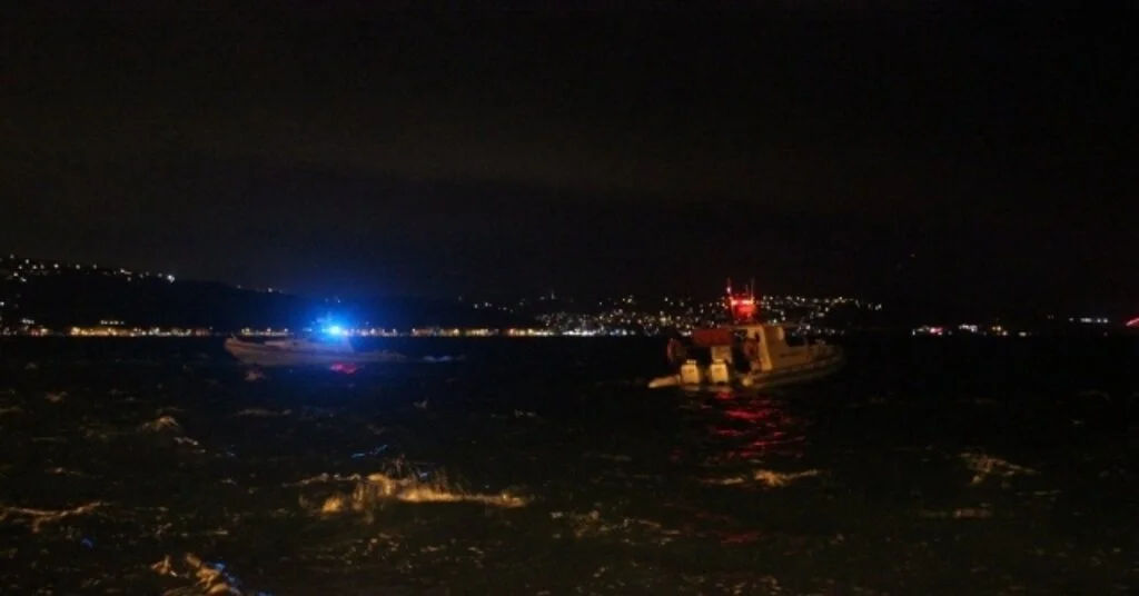 Sahipsiz Elbise Ve Ayakkabı İhbarı Sahil Ve Kıyı Emniyetini Harekete Geçirdi