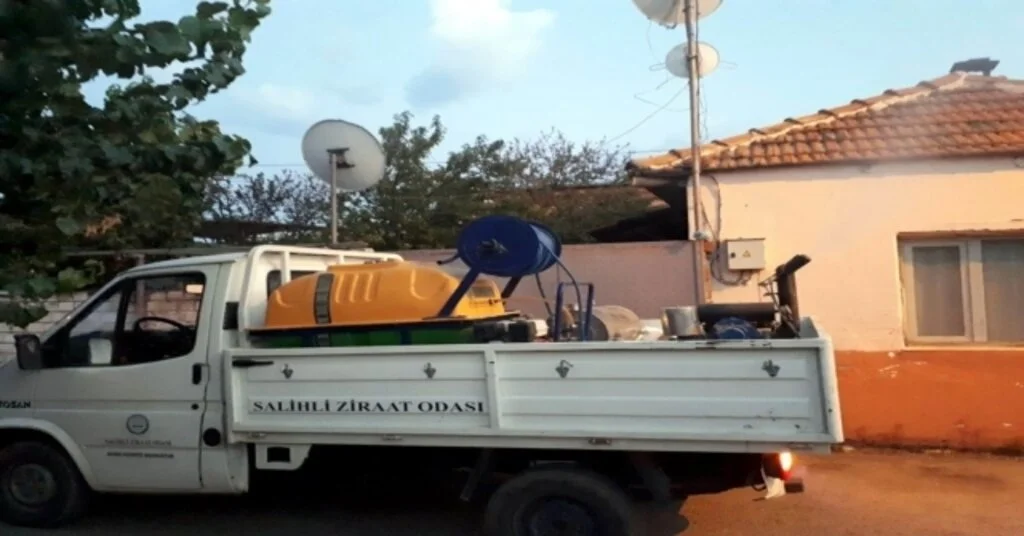 Salihli Ziraat Odası Karasinek Ve Sivrisineğe Savaş Açtı