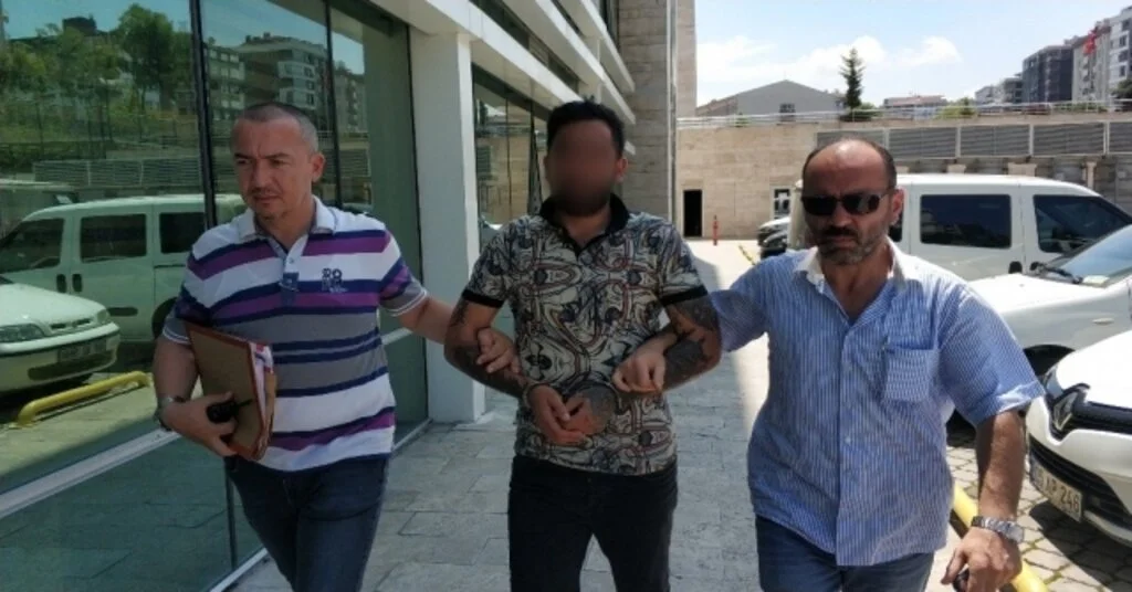 Samsunda Parkta Kuzenini Vuran Şahıs Yakalandı