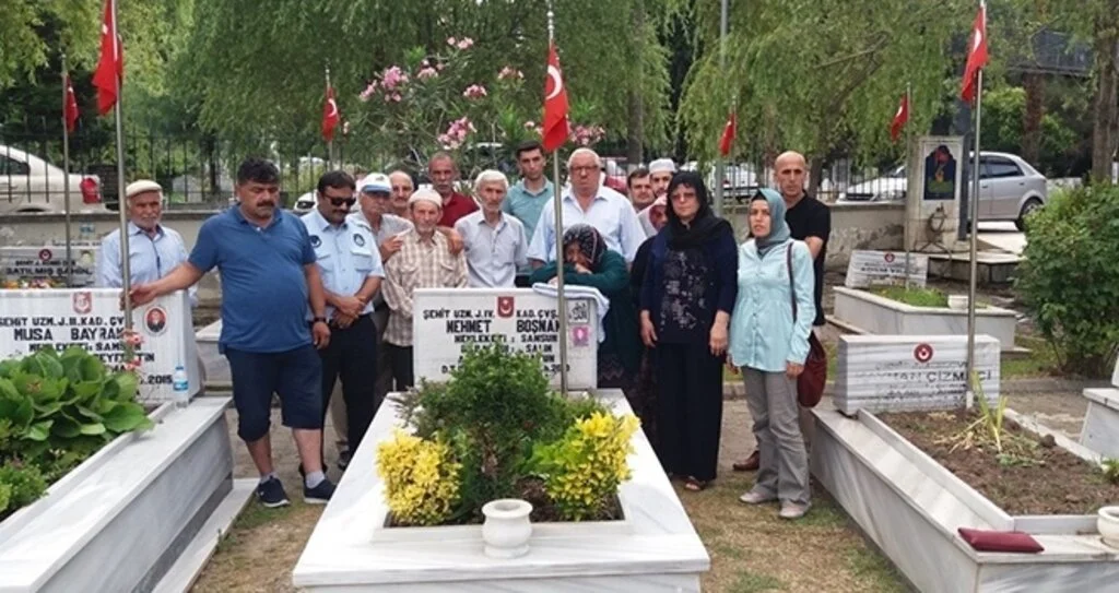 Şehit Mehmet Boşnak Kabri Başında Anıldı 