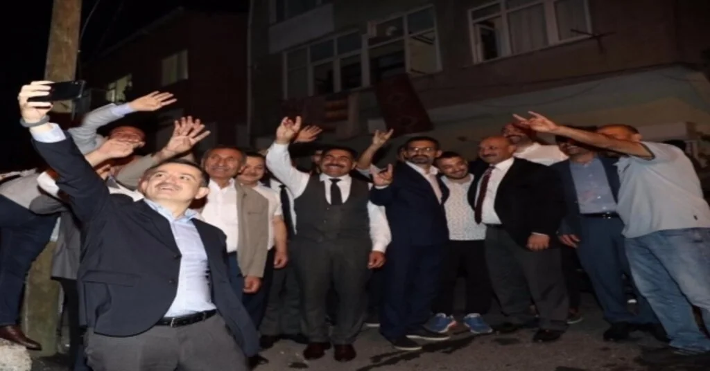Tarım Ve Orman Bakanı Pakdemirliden Çat Kapı Ev Ziyareti