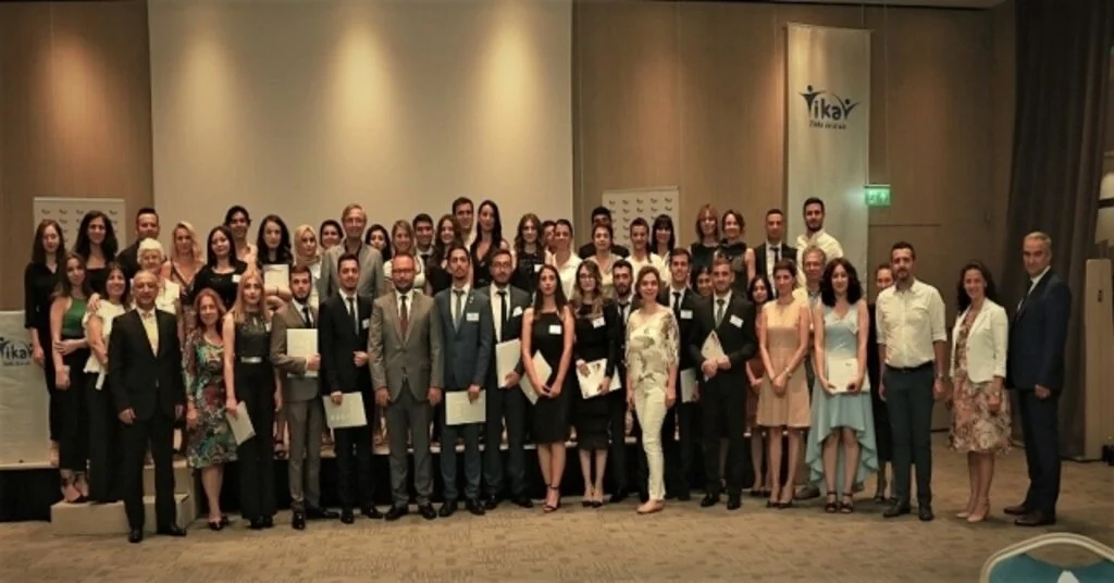 Tikavın ‘Bireysel Gelişim Programı Yeni Mezunlarını Verdi