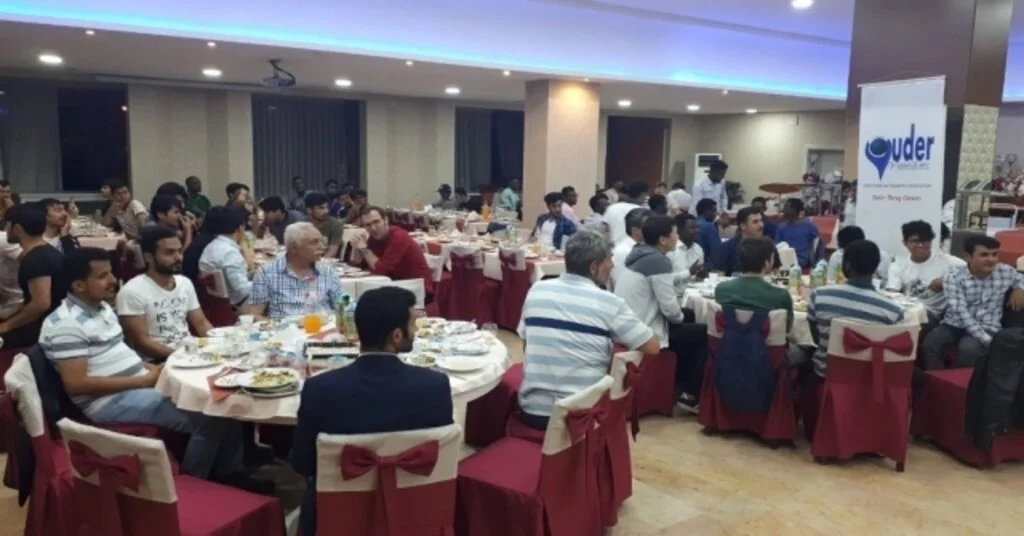 Uluslararası Öğrenciler Kadir Gecesinde Yuderin İftar Sofrasında Buluştu