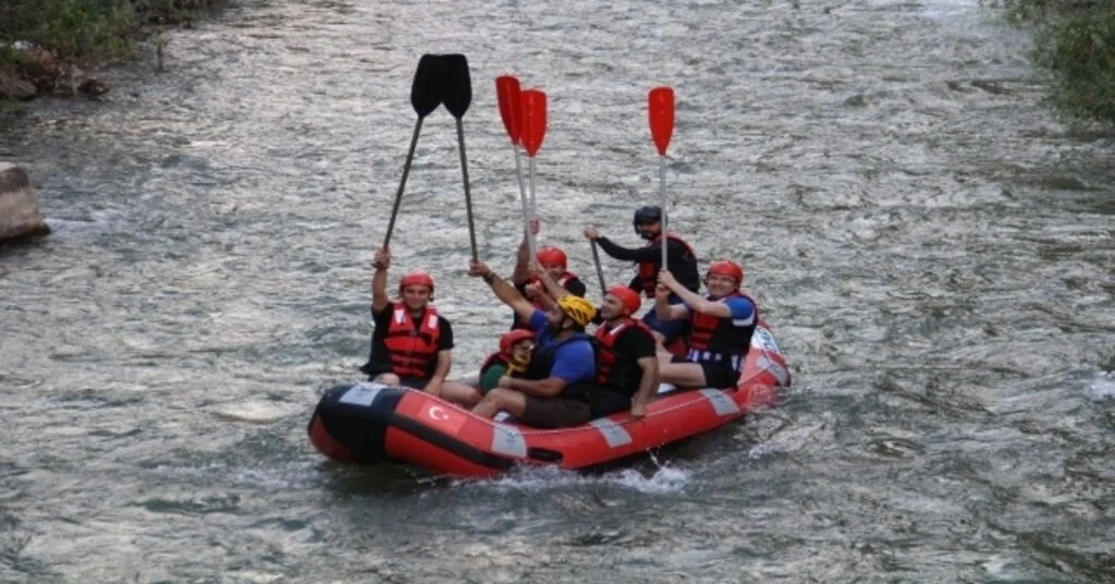 Uzunderenin Eşsiz Manzarasında Yapılan Ekstrem Sporları Turistleri Bekliyor
