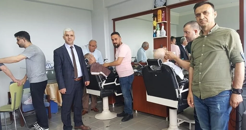 Yaşlılara Bayram Morali