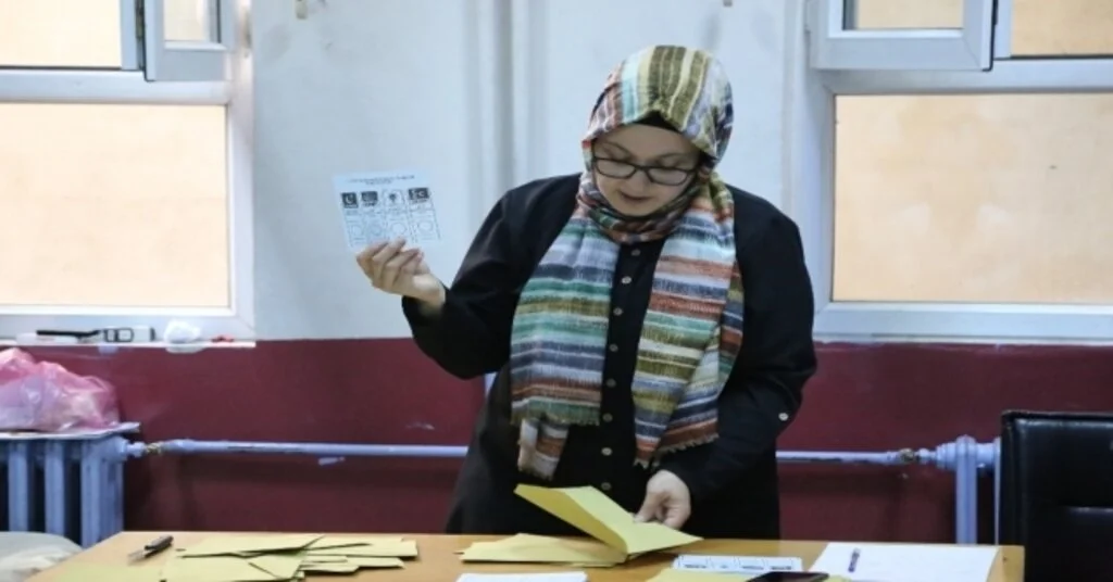 Yusufelinde Oy Verme İşlemi Bitti Sandıklar Açılmaya Başladı
