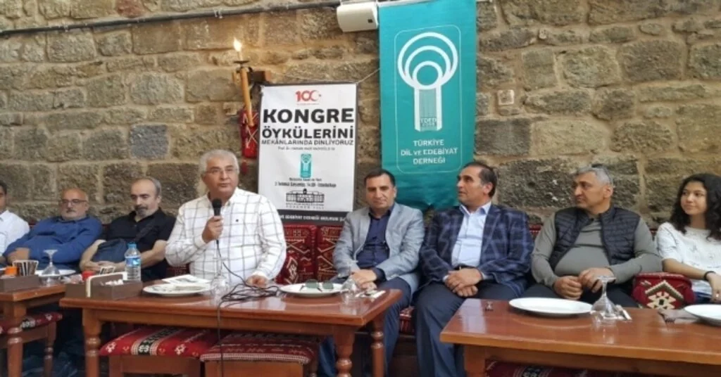 100.yılında Tarihi Mekânlarda Kongre Sürecini Yaşadılar