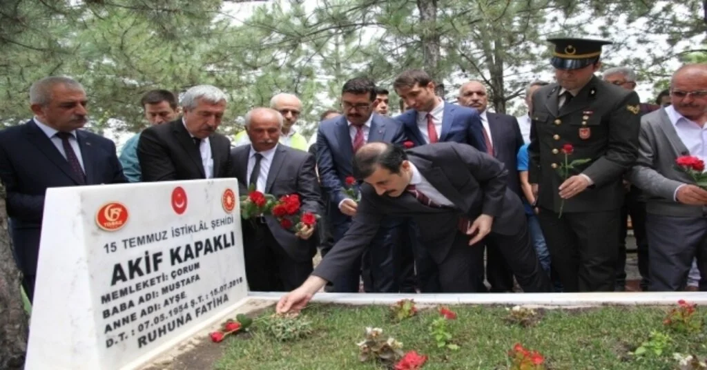15 Temmuz Şehidi Akif Kapaklı Mezarı Başında Anıldı