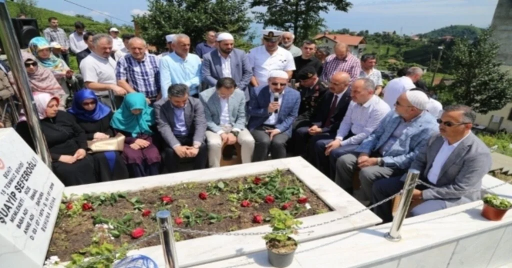 15 Temmuz Şehidi Şuayip Sefereroğlu Kabri Başında Anıldı
