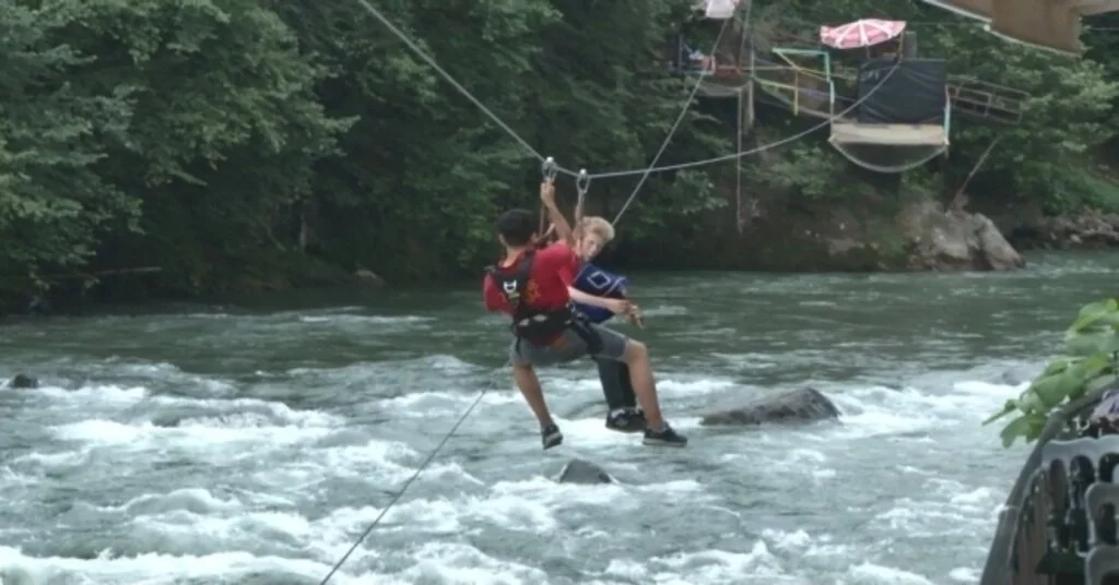 16 Yaşındaki Tulumcu Zipline Yaparken Tulum Çaldı