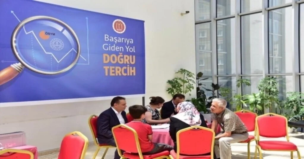 300Ün Üzerinde Öğrenci Ücretsiz Danışmanlık Hizmeti Aldı