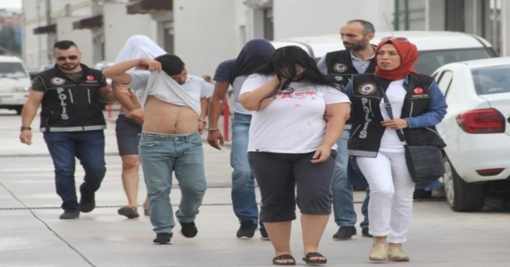 Adanada Torbacı Operasyonunda 7 Tutuklama