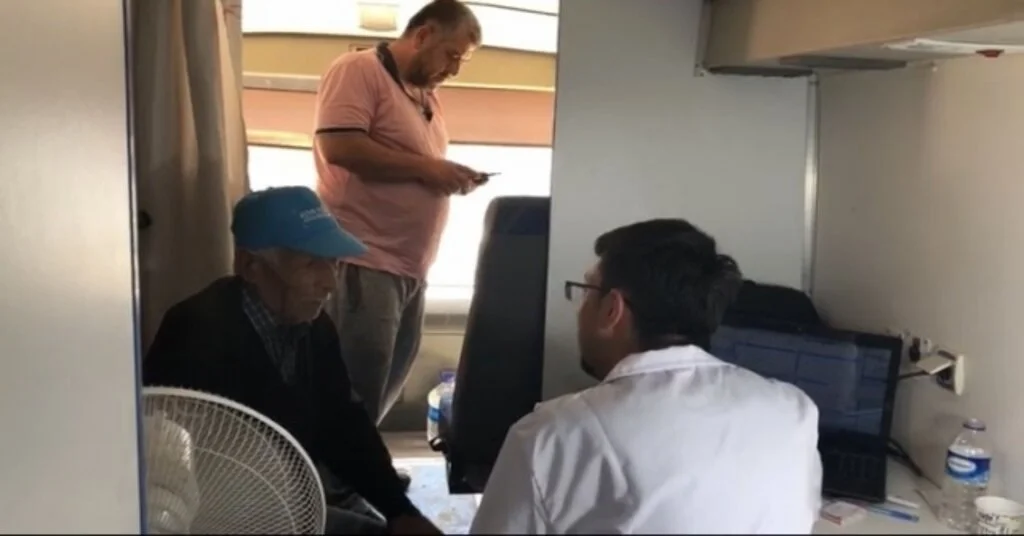 Afet Bölgesinde Sağlık Hizmetleri Devam Ediyor
