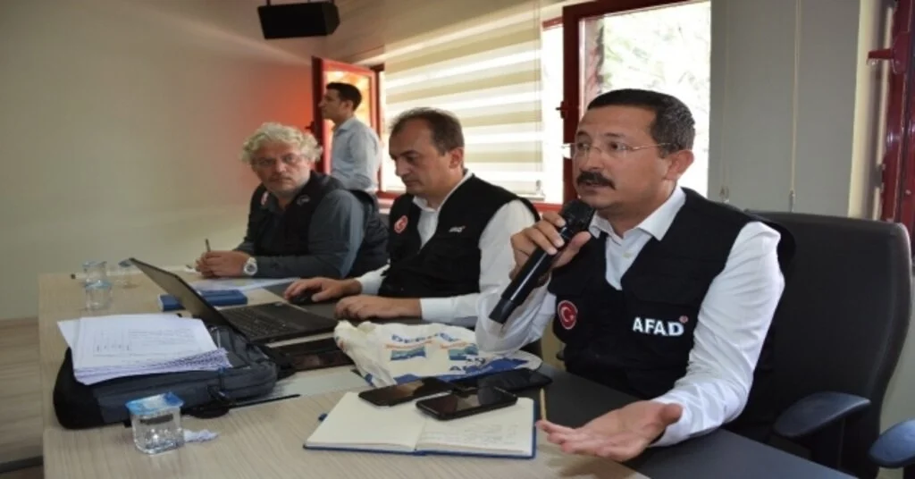 Afyonkarahisarda “Habersiz Deprem Tatbikatı” Yapıldı