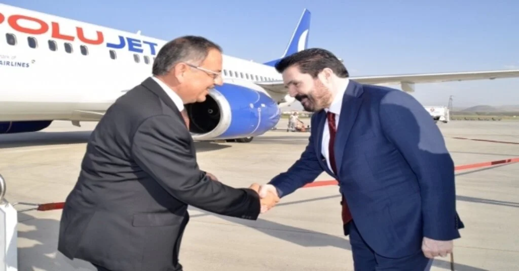 Ak Parti Genel Başkan Yardımcısı Özhaseki Ağrıda