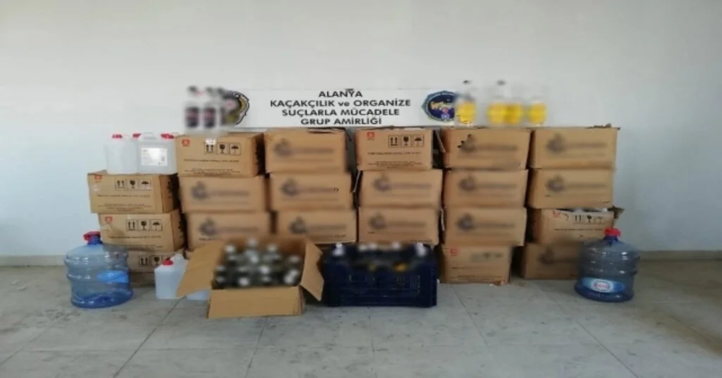 Alanyada İçki İmalathanesi Gibi Eve Polis Baskını