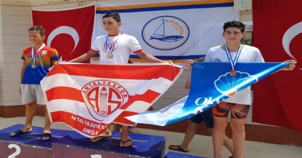 Antalyaspor, Prens Adaları Yüzme Şampiyonasına Damga Vurdu