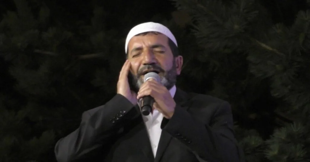 Ardahanda Camilerde Şehitler İçin Selalar Okundu