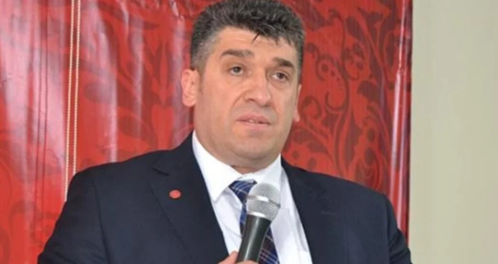 Armutçu: Ekonomi bitti tasarruf başladı 