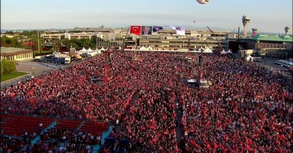 Atatürk Havalimanındaki Yoğunluk Havadan Görüntülendi