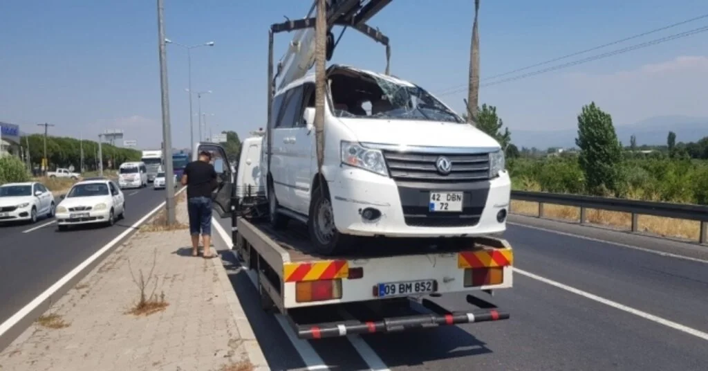 Aydında Trafik Kazası; 3 Yaralı