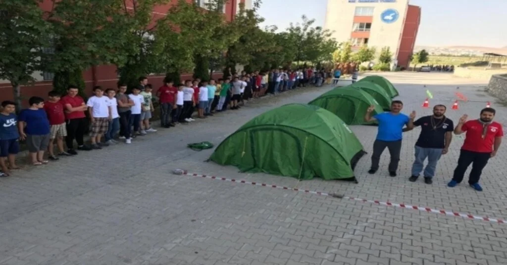 Aydınlı Öğrenciler Vanda Yaz Kampına Katıldı