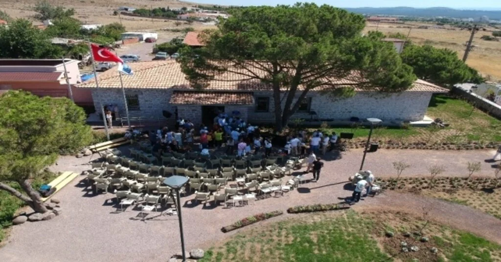 Ayvalıkta, Çocuk Ve Kadınlara Destek İçin Teknoloji Atölyesi