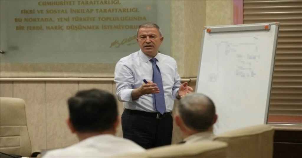 Bakan Akar, Tsk Komuta Kademesi İle Bir Araya Geldi