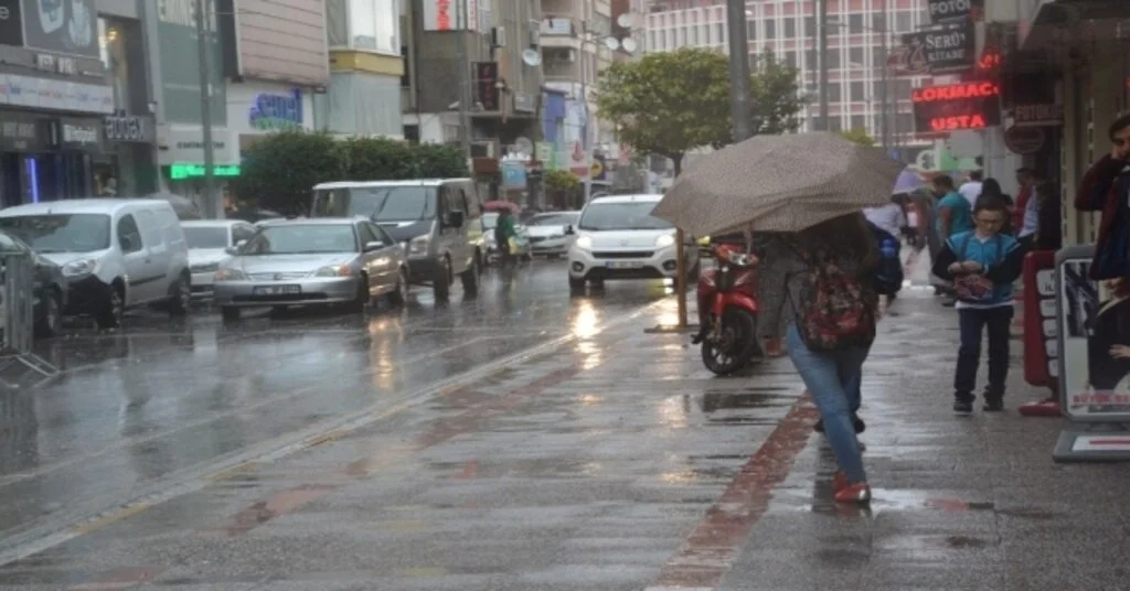 Balıkesir İçin Sağanak Yağmur Uyarısı Yapıldı