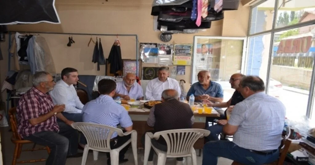 Başkan Altun Esnaf Sofrasına Konuk Oldu
