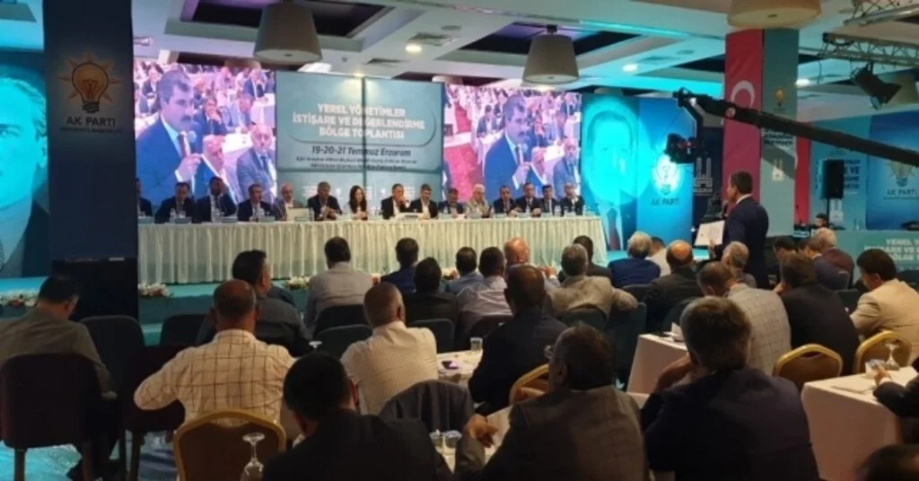 Başkan Asya, ‘Yerel Yönetimler Zirvesini Değerlendirdi