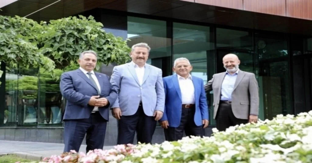 Başkan Büyükkılıç, Şehrimiz İçin Bir Ve Beraberiz