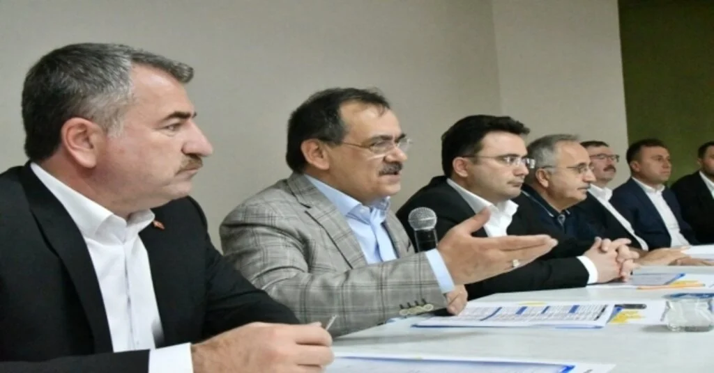 Başkan Demir, Kurmaylarıyla Havzada