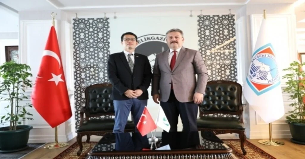 Başkan Dr. Palancıoğlu “Melikgazinin Sosyal Sorumluluk Projeleri, Japonların Dikkatini Çekti”
