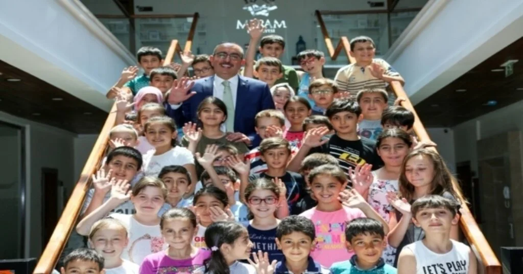 Başkan Kavuş, Meram Yaz Kurslarının Misafiri Oldu