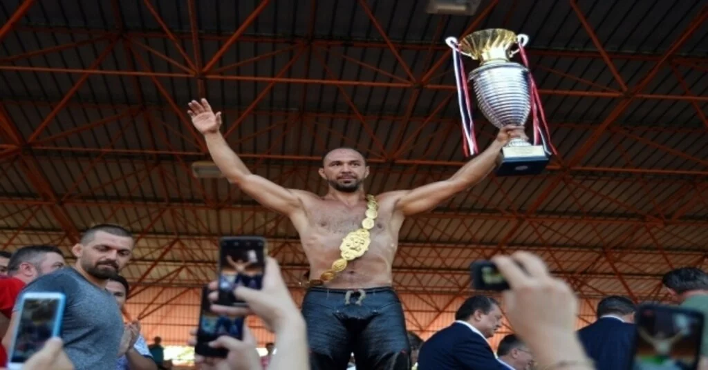 Başpehlivan Ali Gürbüz Başkan Böceke Verdiği Sözü Tuttu