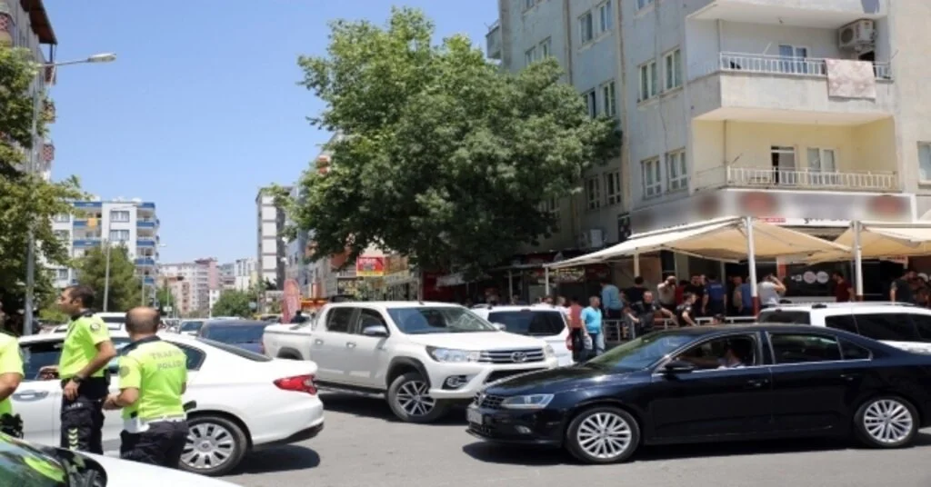 Batmanda Alacak-Verecek Kavgası: 1 Yaralı