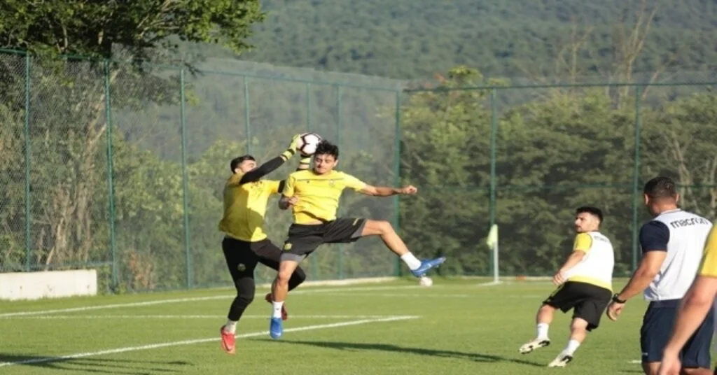 Berk Yıldız, Sergen Yalçının Gözetimi Altında