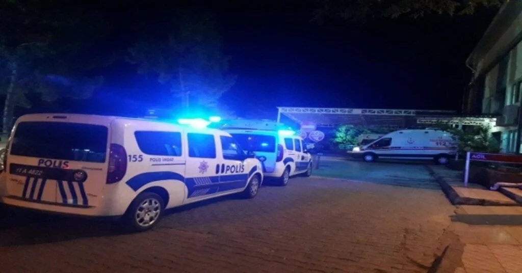 Bilecikte Bıçaklı Kavga: 3 Yaralı