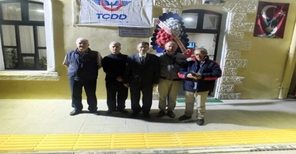 Bozüyükte 7 Yılın Ardından ‘Efsane Trene Sevgi Seli