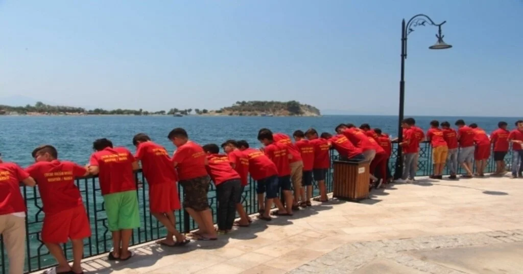 Bu Çocuklar Hayatlarında İlk Kez Denize Girdi