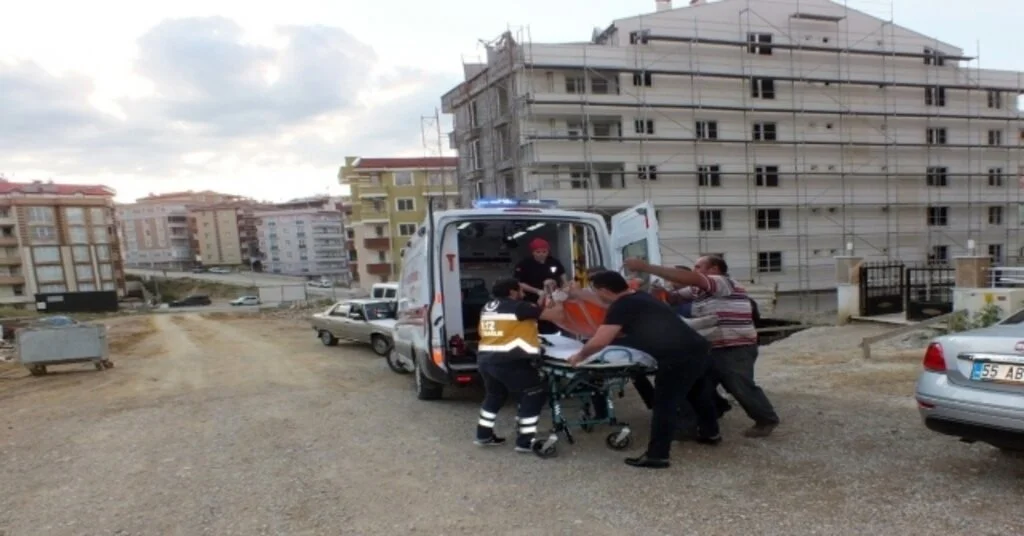Bunalıma Girip İntihara Teşebbüs Eden Vatandaşı Doktorlar Kurtardı