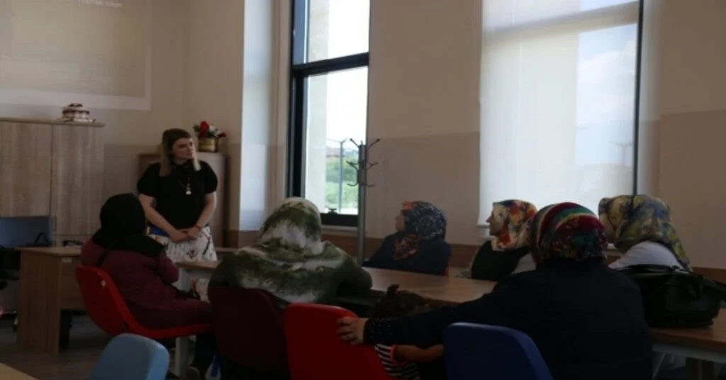Büyükşehirin Bu Haftaki Konusu ‘Mutlu Çocuk Yetiştirme Sanatı Oldu