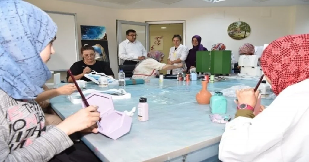 Çan Belediye Başkanı Özden Kültürel Faaliyetlere Destek