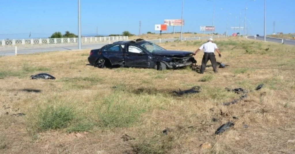 Çanakkalede Trafik Kazası: 8 Yaralı